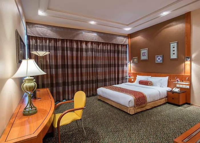 Gulf Court Hotel